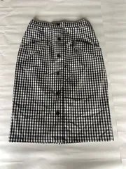 新品タグ付きギンガムチェックスカート