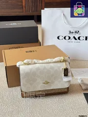 【今日特価】Coach コーチ クレアフリップスクエアバッグ 二通りの持ち方が可能