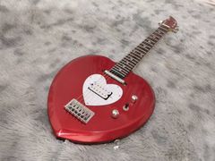 Daisy Rock Heartbreaker Artist デイジー　ノーブランド　ハートエレキギター