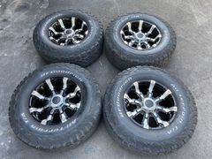 クリムソン　BEAST　１７インチ　アルミホイール　BFG　AT 265/75R16 　タイヤホイールセット