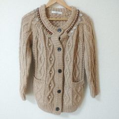 INGEBORG 立体 お花モチーフ カーディガン ベージュ ニット