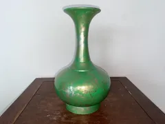 壺　記念品　緑　花瓶　インテリア　置物