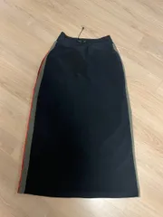 2024年最新】モンクレール ロングスカートの人気アイテム - メルカリ 