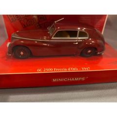Alfa Romeo 6C 2500 Freccia d'Oro 色：Dark Red メーカー：ミニチャンプス 新品未使用 1/43ミニカー