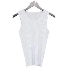 PLEATS PLEASE　プリーツプリーズ　BASICS　プリーツタンクトップ　PP05JK101　8054000204663