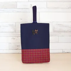 【くろねこちゃんのワッペン付き】 赤チェック 紺 タータンチェック マチあり シューズケース 上履き入れ 入園入学 男の子女の子 ハンドメイド 通園 通学 男の子 女の子 おしゃれ シンプル かわいい