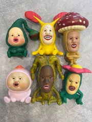 【6個セット】こびとづかん こびと図鑑　こびとずかん　おすわりマスコット1 2 3 マモリコモリ　バイブスマダラ　ホトケアカバネ　カクレモモジリ　シボリオオチチ　リトルハナガシラ　スモモノウチ　ベニキノコビト　ガチャガチャ　ガチャ　ガシャポン　フィギュア