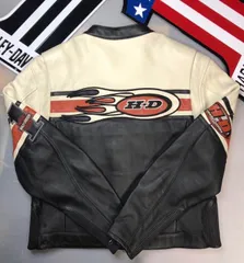 HARLEY DAVIDSON ハーレーダビッドソン【レアモデル！入手困難】極美品　ハーレーダビッドソン　本革製ライダースジャケット★極美品★ユニセックス・男女兼用のカラーリング！※【稀少】<入手困難>現在は購入不可なレアモデル※
