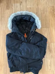 パラジャンパーズ　ダウンベスト　XXS　黒　PARAJUMPERS　ダウン ダウンジャケット、ベスト | レディース | パラジャンパーズ公式