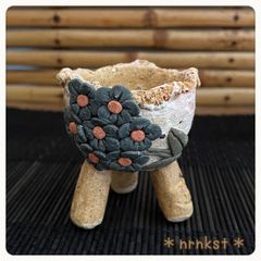 No.25-3 ❁韓国より直輸入❁ 小鉢1点1800円＊組合せ自由＊2点目より送料一律700円＊高級＊韓国鉢＊作家＊一点物 オリジナル作品＊多肉植物＊プレゼントにもぜひ＊