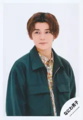 【中古】生写真(ジャニーズ) なにわ男子/長尾謙杜/バストアップ/「関西ジャニーズJr. あけおめコンサート2021～関ジュがギューッと大集合～」グッズオフショット/公式生写真