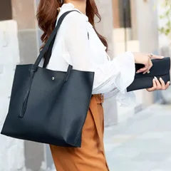 A4トートバッグ 大容量 合皮 肩掛け ビジネスバッグ シンプル ブラック 黒 マチあり ポーチ付き レディース 通勤 通学 スクエア カバン 軽量 無地 多収納 おしゃれ スーツスタイル 仕事鞄 マグネット