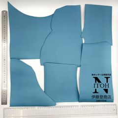 【選べる！】国産レザー　エンボス　水色　空色　ハギレ　革　本革　牛革　レザークラフト　ハンドメイド　　送料無料　250717-56