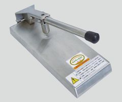 Item thumbnail for item 7197357b-781b-44d4-b50f-15e34aa1576d