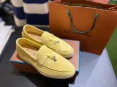 2025年最新】loro piana summer walkの人気アイテム - メルカリ