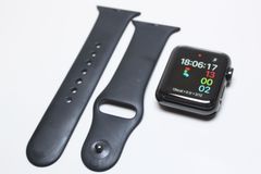 Apple Watch Series 3/GPS+セルラー/ステンレス/38mm/A1889〈MR1Q2J/A