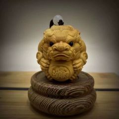 柘植木彫り 貔貅 ヒキュウ 神獣 置物 オブジェ 縁起物 開運 台座なし
