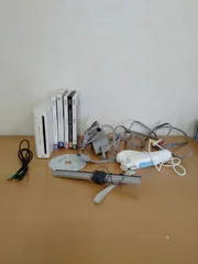 Nintendo wii 本体セット ジャンク ソフト読み込み不可 通電起動確認初期化済 ノーモアヒーローズ2ケース、取説のみ リモコン、ACアダプター、ケーブル、センサーバー、モンハンカード付 任天堂 朧村正 モンハン ノーモア★ヒーローズ