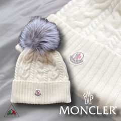 アイボリー Moncler ニット帽 ポンポン付 - NORTH WEB MALL - メルカリ