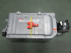 アクア　中古ハイブリッドバッテリー NHP10 アクア 電池内部異常 中古ハイブリッドバッテリーに交換