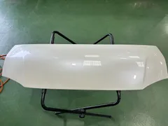 新車外し　ボンネットフード　ハイエース　200系　070 トヨタ ハイエース 200系 ボンネットダンパー キット エンジン