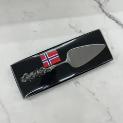 未使用美品 ウォーターフォード クリスタル ケーキサーバー パイサーバー 未使用美品 ウォーターフォード クリスタル ケーキサーバー パイ