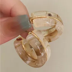 べっ甲風マーブルフープピアス 大ぶり ゴールドライン アクリル 上品 韓国風 オシャレ 高見え 大人可愛い クリアベージュ 春夏秋冬◎
