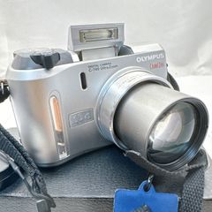 OLYMPUS C-740 Ultra Zoom デジタルカメラ 本体 動作確認済み xdピクチャーカード付き 3.2メガピクセル 10倍光学ズーム オールドデジカメ レトロカメラ オリンパス CAMEDIA