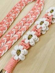 スマホショルダー　お花のストラップ　スマホストラップ付き