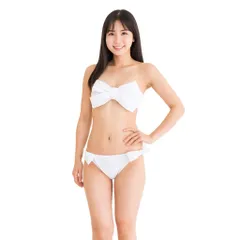 レディース水着 ビキニ セパレート リボン ビッグリボン 大きめリボン トップス フリル風デザイン シンプル キュート セクシー 可愛い バンドゥタイプ 肩紐なし バストアップ 盛れる 谷間 体型カバー 美脚 脚長効果 無地 ホワイト w9089 SW