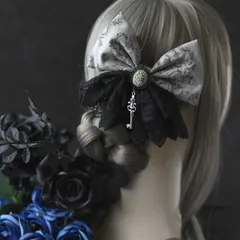 祈灰の鍵｜天使と薔薇のジャボタイ2wayリボン／グレー 黒 ダマスク 鍵 クラシカルブローチ ハンドメイド 病みかわいい メンヘラ 地雷系 ゴスロリ ゴシック レトロ 洋風 新品 ネックレス ワンポイント シルバー メンヘラ 地雷系 サイバーパンク サブカル