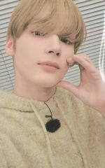 TXT Weverse Shop/ソウル POP UP HUENINGKAI PPULBATU OFFICIAL MD