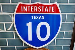 新品 TEXAS  １０ テキサス州 トラフィックサイン 看板 メタルサイン 世田谷ベース アメリカ USA  カリフォルニア