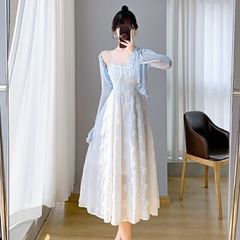 立体花柄ホルターネックドレス レディース 夏 華やか フレアシルエット 着痩せ効果