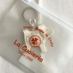 La Cuoieria トスカーナレザー 牛革キーホルダー 羊 ひつじ 白