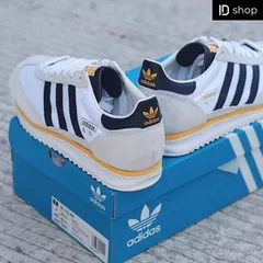 2025年最新】アディダス 黄色 スニーカーの人気アイテム - メルカリ