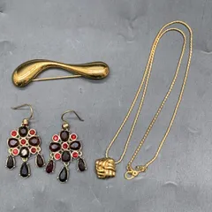 I334 Monet モネ ヴィンテージ アクセサリー3点おまとめ レディース ネックレス イヤリング ブローチ ゴールドカラー アクセサリー