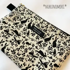 ラウンドポーチ　うさぎ