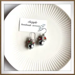 No.1468 クリスマスピアス　クリスマスイヤリング　パールのピアス　パールのイヤリング　コットンパールのピアス　ハンドメイドピアス　ハンドメイドイヤリング　リッチグレー