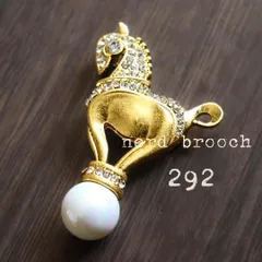 ゴールドホースブローチ アンティーク調 男女兼用 チェス馬 ナイト パール メンズ 動物 ヴィンテージ調 レトロ おしゃれ コサージュ 新品未使用 生き物 ゴールド NerD