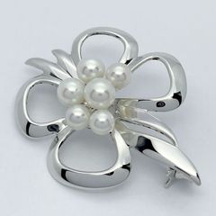 つる　ミキモト ブローチ パール シルバー 美品⭐️MIKIMOTO シルバーパールブローチ✨ 可憐でエレガントな