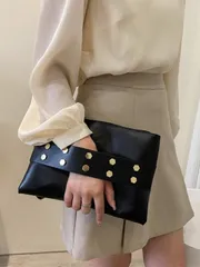 バッグ レディース クラッチバッグ レディース ヴィンテージリベットクラッチバッグ - スタッズ付きエレガントなソリッドカラー封筒型バッグ、エレガントなスタッズ付きハンドバッグ、無地のファッション性の高いクラッチバ