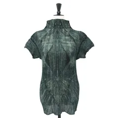 ISSEY MIYAKE イッセイミヤケ グリーン系 サイズ:M プリーツ加工 ハイネック タイダイ トップス / カットソー 半袖 グラデーション 総柄 日本製【レディース】のサムネイル