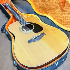 超希少！YAMAHA 赤ラベルFG-220 ヤマハ　ビンデージロケットケース付き YAMAHA FG-220（ビンテージ）【楽器検索デジマート】