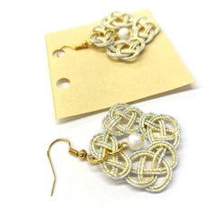 ピアス アクセサリー 水引ピアス あわじ結び 白 パール ハンドメイド /工房エールヨコハマ