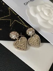 【今日特価】Chanel ヴィンテージ ダブル C ピアス 送料無料