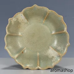 宋俊窯の蓮葉蓋壺