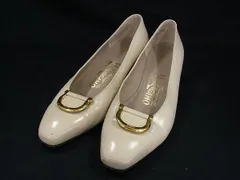 Salvatore Ferragamo フェラガモ ガンチーニ レザー ヒール パンプス 表記サイズ 7 1/2(約24.5cm) 靴 レディース ベージュ系 DI1693