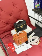 【今日特価】CELINE VANITY Cosmetic Bag - セリーヌ ヴァニティ コスメバッグ-WTO輸入2