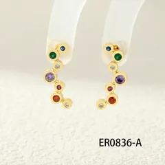 小粒 マルチカラー カラフル CZダイヤ 17mm ゴールド ピアス